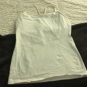 Lululemon power Y 8 cream